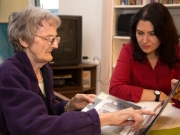 https://lmse-ppd.lemediasocial-emploi.fr/media/cache/resolve/articles_thumbnail/uploads/images/articles-small/5bbc6ccef10f8_accueillant-familial.jpg