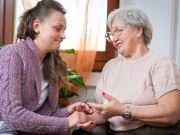 https://lmse-ppd.lemediasocial-emploi.fr/media/cache/resolve/articles_thumbnail/uploads/images/articles-small/5be1bea3a6aee_FM%20Accueillant%20th%C3%A9rapeutique%20familial.jpeg
