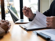 https://lmse-ppd.lemediasocial-emploi.fr/media/cache/resolve/articles_thumbnail/uploads/images/articles-small/5e16f5a3abb2d_Conseils_Recrutement%20Esat%20ITV%20directeur%20v2.jpeg