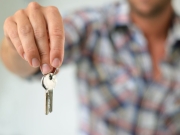 https://lmse-ppd.lemediasocial-emploi.fr/media/cache/resolve/articles_thumbnail/uploads/images/articles-small/60353d8815f6d_Conseils_DU%20logement%20d%27abord.jpeg