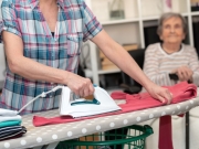 https://lmse-ppd.lemediasocial-emploi.fr/media/cache/resolve/articles_thumbnail/uploads/images/articles-small/60ff265748b1e_Actu_Aide%20%C3%A0%20domicile%20t%C3%A9moignage%20Cesu.jpeg