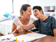 Image de l'article Éducatrices spécialisées : quelle trajectoire dans ce métier ?